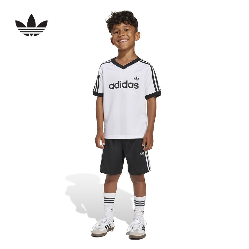 adidas阿迪达斯三叶草2026夏男小童运动V领短袖T恤短裤套装KD3317