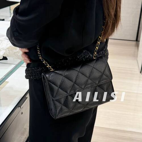 牛皮链条单肩斜挎女时尚口盖包
