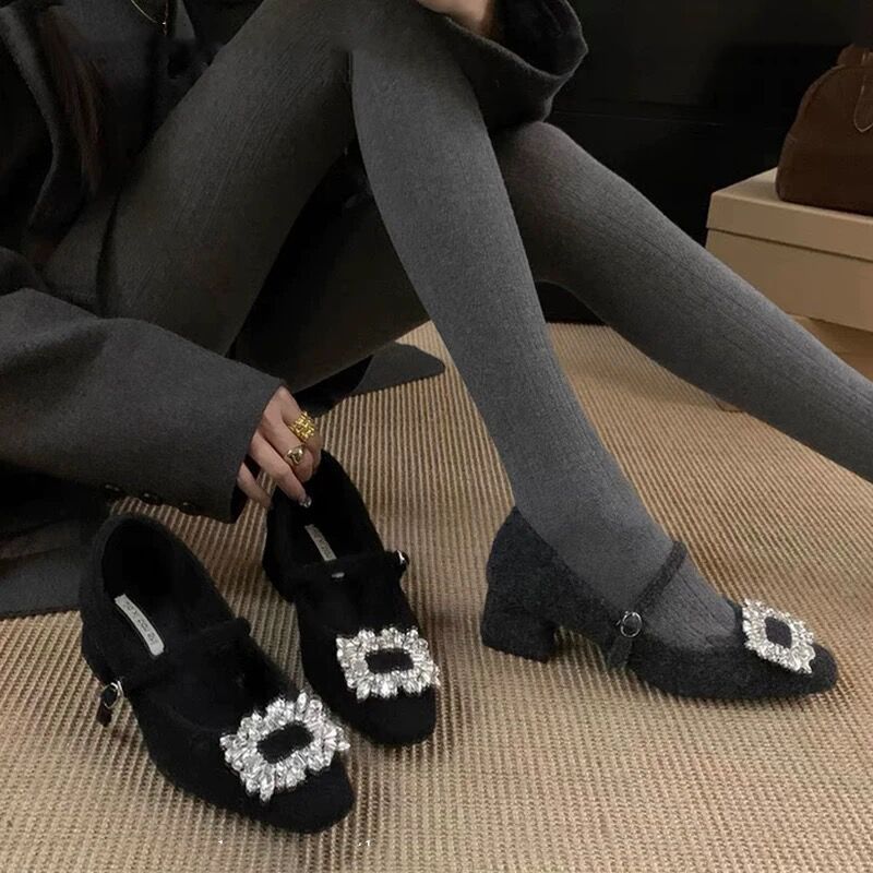 粗跟高跟方头灰色水钻单鞋女2025年新款春季浅口毛呢玛丽珍毛毛鞋