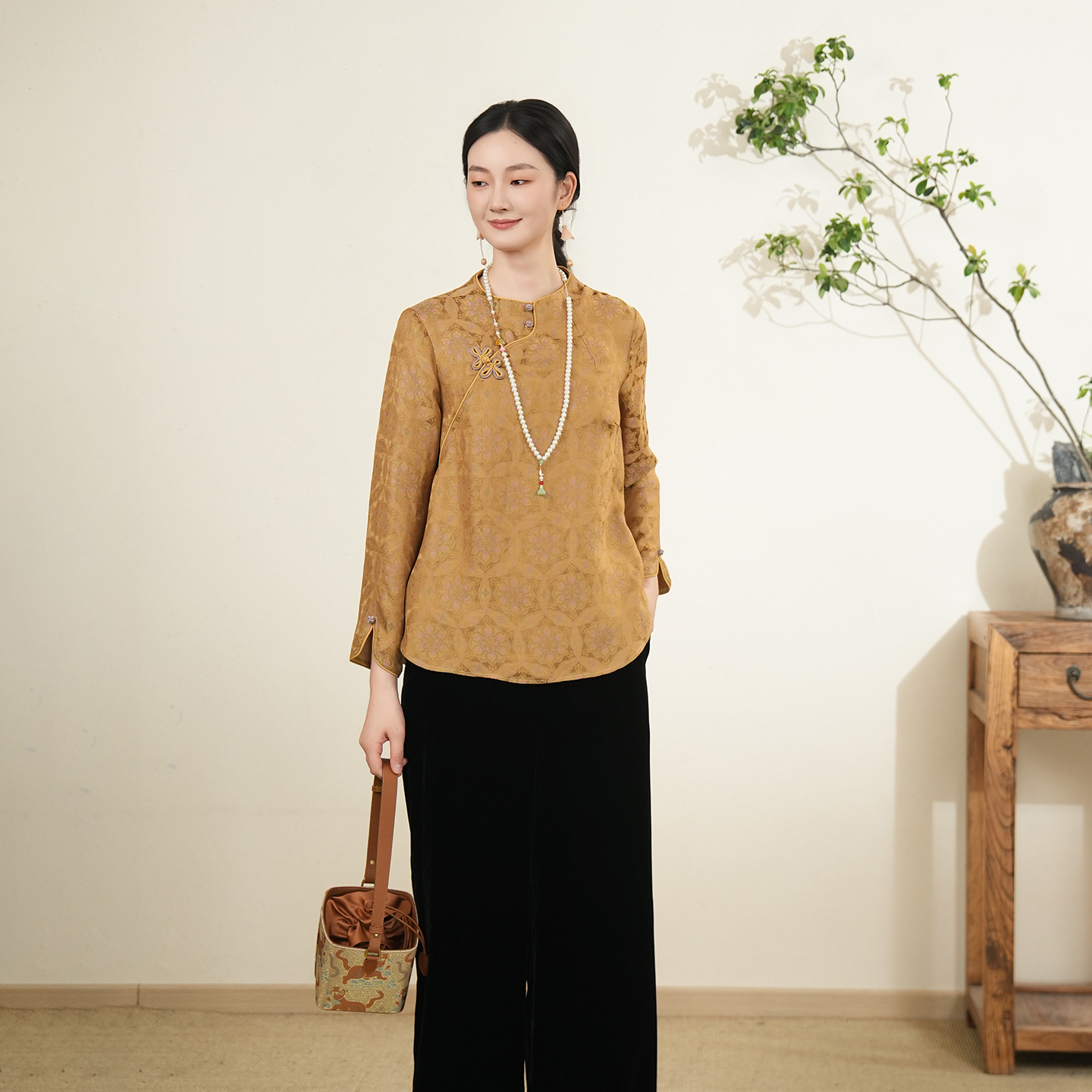 布符「宝相花双色花扣旗袍上衣」2025年秋季中式立领搭斜襟中式女