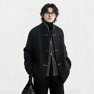 新中式立领短款毛呢大衣男士西装外套冬季金属扣黑色青年国风西服