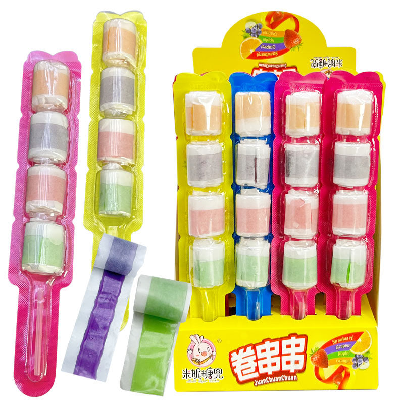 儿童创意好吃的串烧果汁卷一卷糖的混合水果味软糖趣味小零食批发