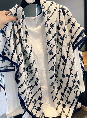 名媛气质蓝轻奢淡雅130大方巾女手工缝边仿丝毛围巾潮流百搭披肩