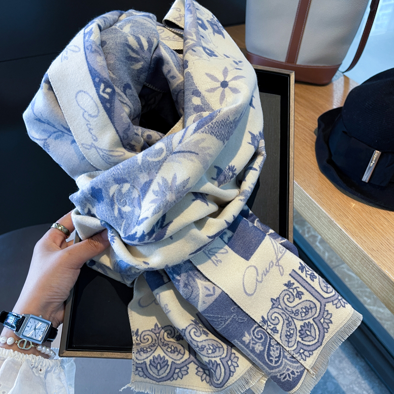 古典字母腰果花秋冬季仿羊绒围巾女士加厚保暖大披肩韩版百搭围脖