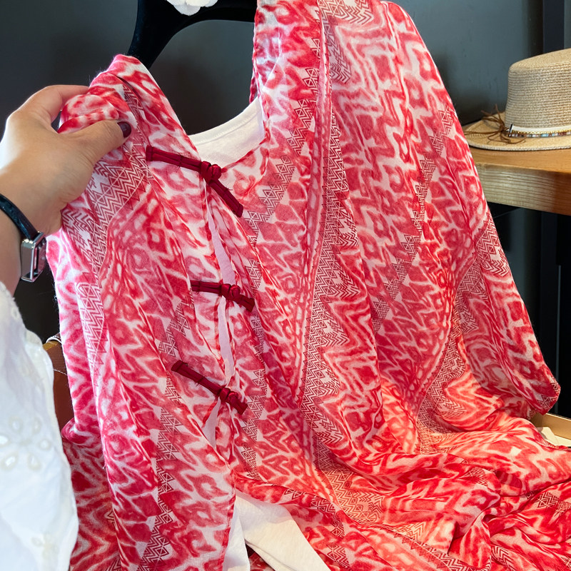 国风披肩草原旅游穿搭沙漠度假春夏防晒丝巾女薄款新中式盘扣开衫,服饰配件/皮带/帽子/围巾,围巾/丝巾/披肩,淘宝优惠券,粉丝福利购,淘宝优惠卷