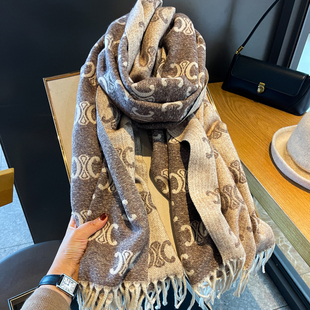 高级感穿搭2024冬季双面仿羊绒保暖围巾女大披肩长款两用外搭围脖