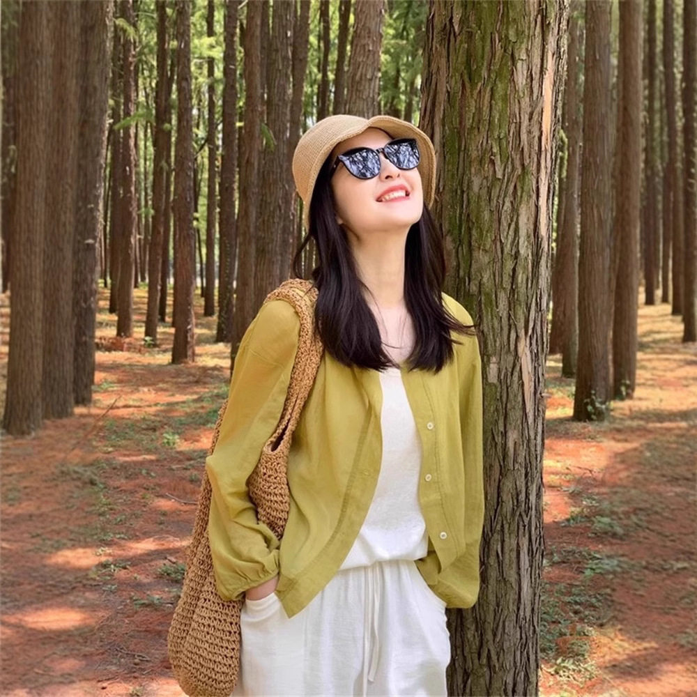 法式绿色防晒长袖衬衫外套女夏季薄款开衫衬衣短款设计感上衣