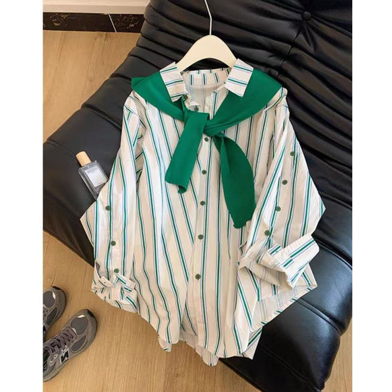 运动百搭又好穿！复古绿色条纹披肩衬衫女款春季叠穿显白长袖上衣