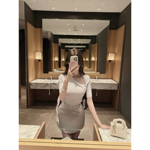 00pm新品 知世小姐 CCZEE 斜领系带针织短袖