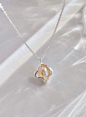 s925纯银淡水珍珠不规则项链女ins小众设计通勤风方形熔岩锁骨链