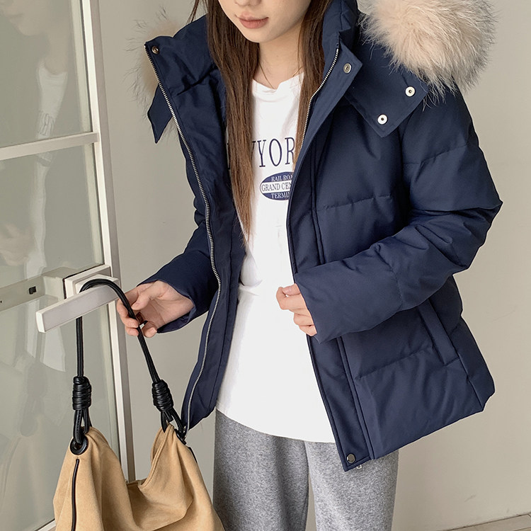 90白鸭绒短款2025新款大毛领工装派克羽绒服女显瘦小个子保暖外套