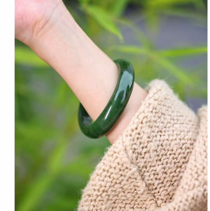 【颖有尽有】新款高级款天然和田玉碧玉正圈手镯JJLLF51021007