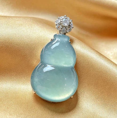 【宝藏珠宝】清澜葫翠 天然A货冰种翡翠葫芦吊坠冰润KBR60625002