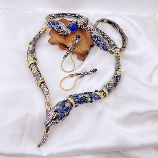 青岛饰品欧美鬼才小众设计感蛇形打标AB项链手镯耳环套装