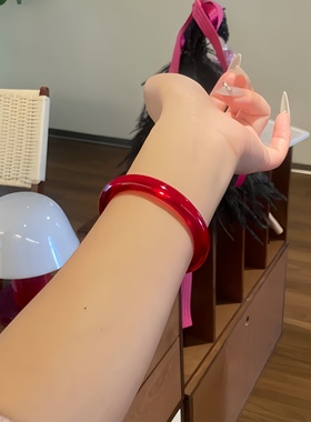 白月光手镯女冰种红水晶玉髓镯子