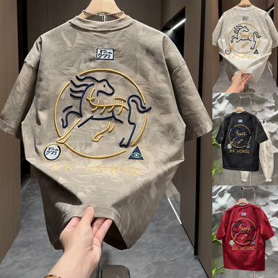 2026新款刺绣舒适圆领短袖男士潮牌时尚痞帅休闲半袖马年打底T恤