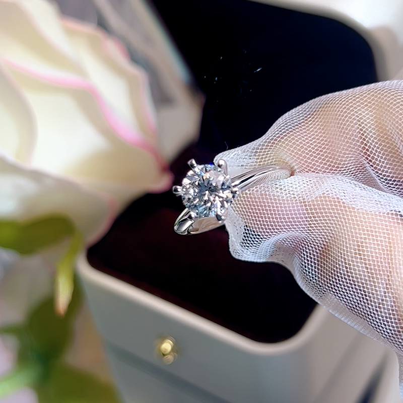 HPHY Jewelry  人工人造培育钻石铂金六爪戒指求婚告白送女友礼物