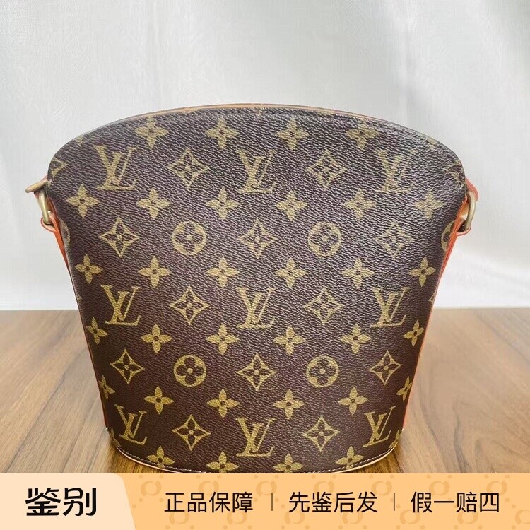 正品二手99新LouisVuitton女包 lv酒壶单肩斜挎包更换植鞣革