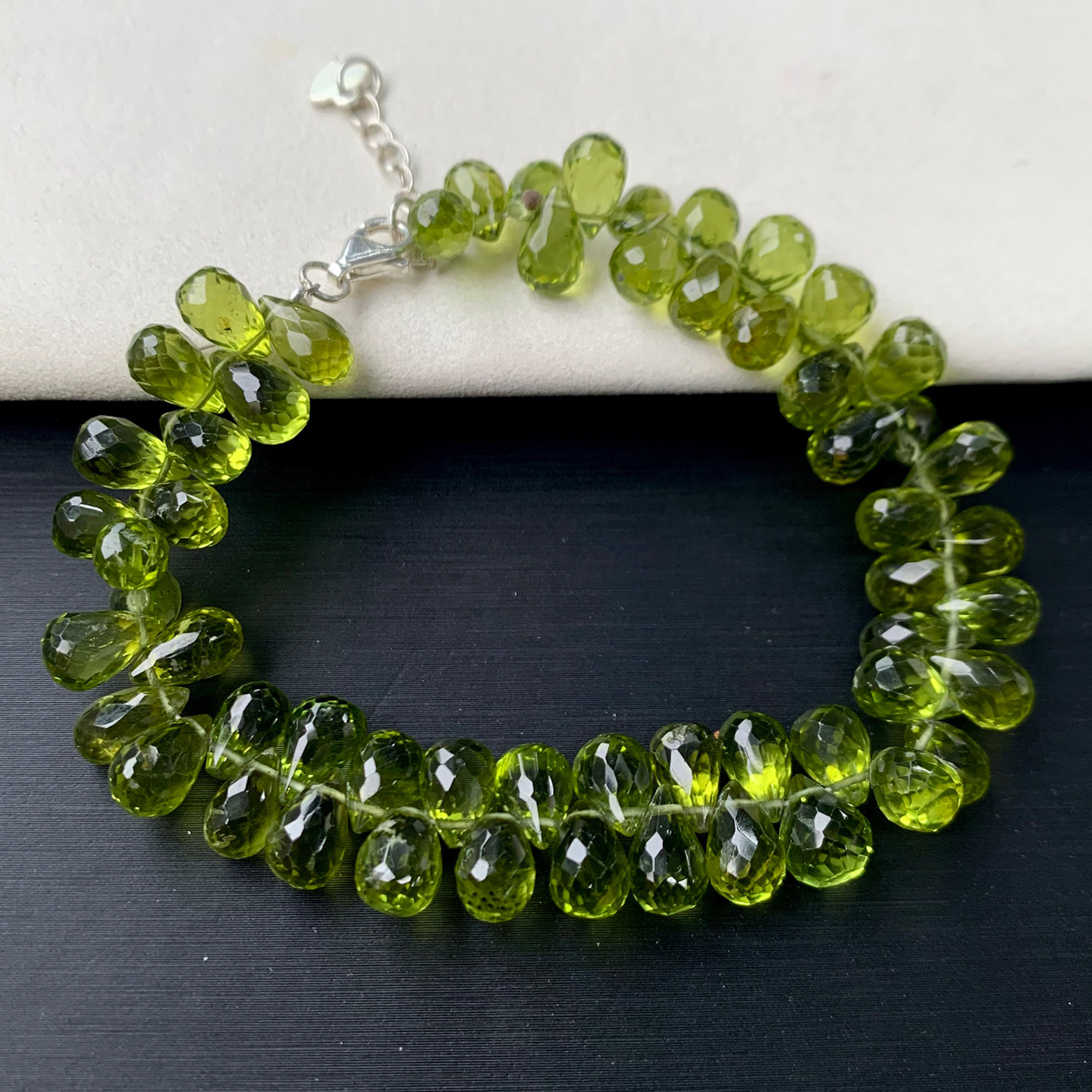 天然橄榄石水滴随形手链翠绿色太阳之石水晶手串饰品送礼物情侣女