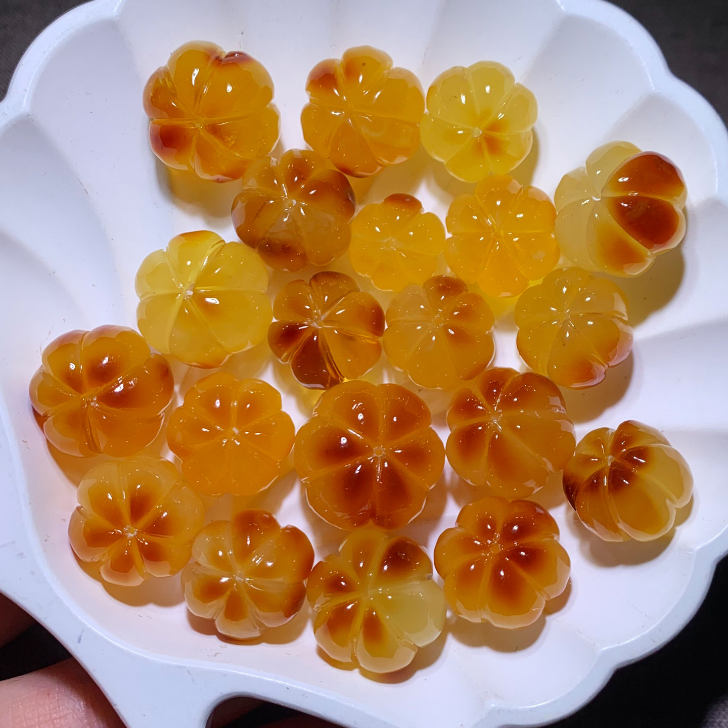 天然蜜蜡南瓜雕刻件琥珀波罗的海原石原矿金珀手串手链黄色玉石女