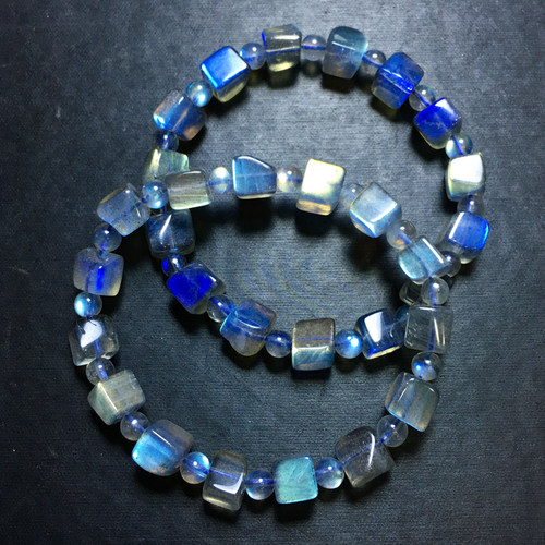 天然冰种彩光拉长石方块手链饰品