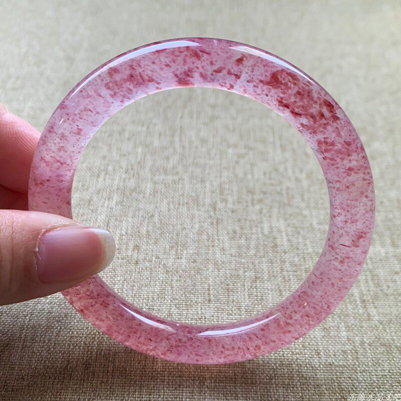 天然冰种白水体草莓晶手镯饰品女