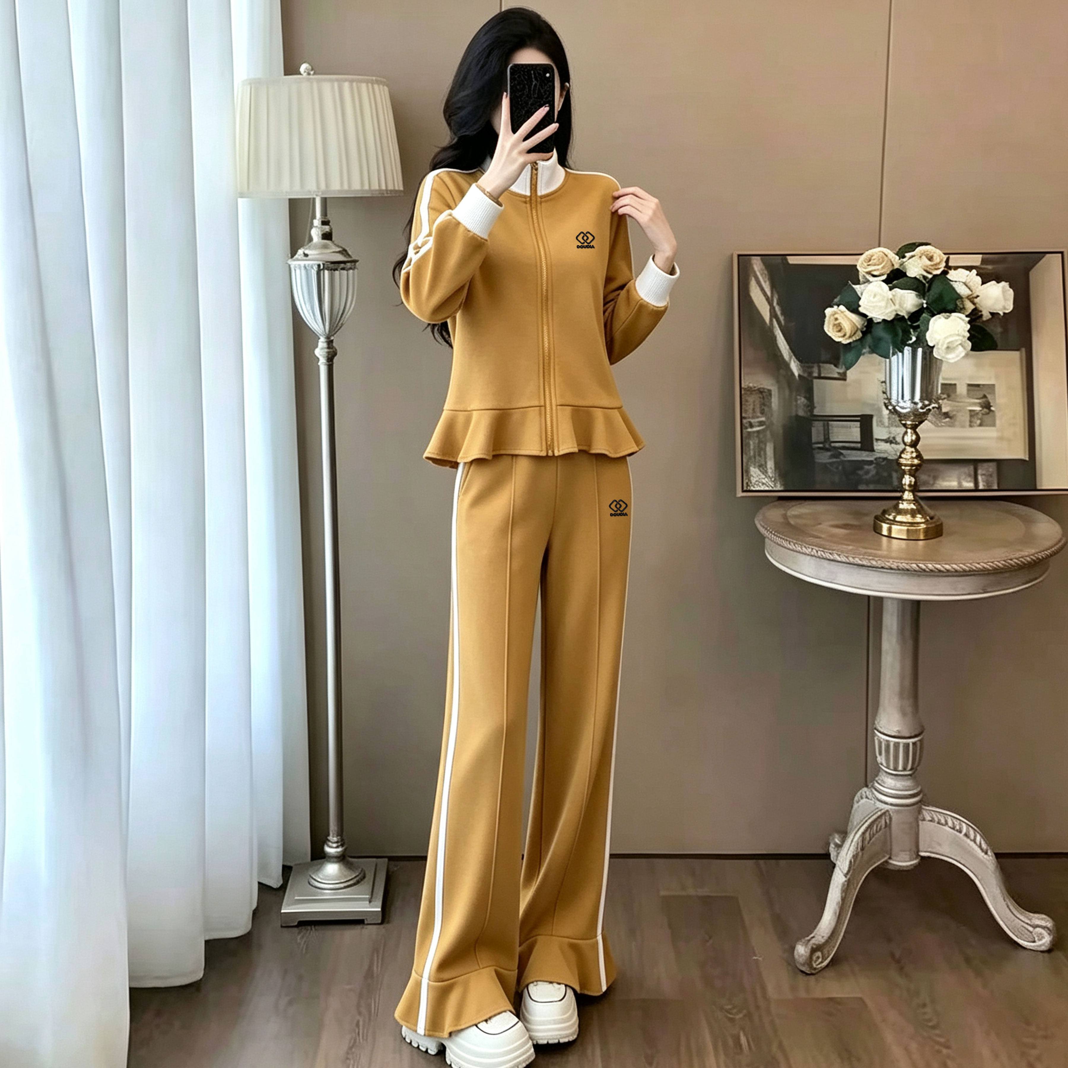 腊总家时尚拼色刺绣设计感套装女