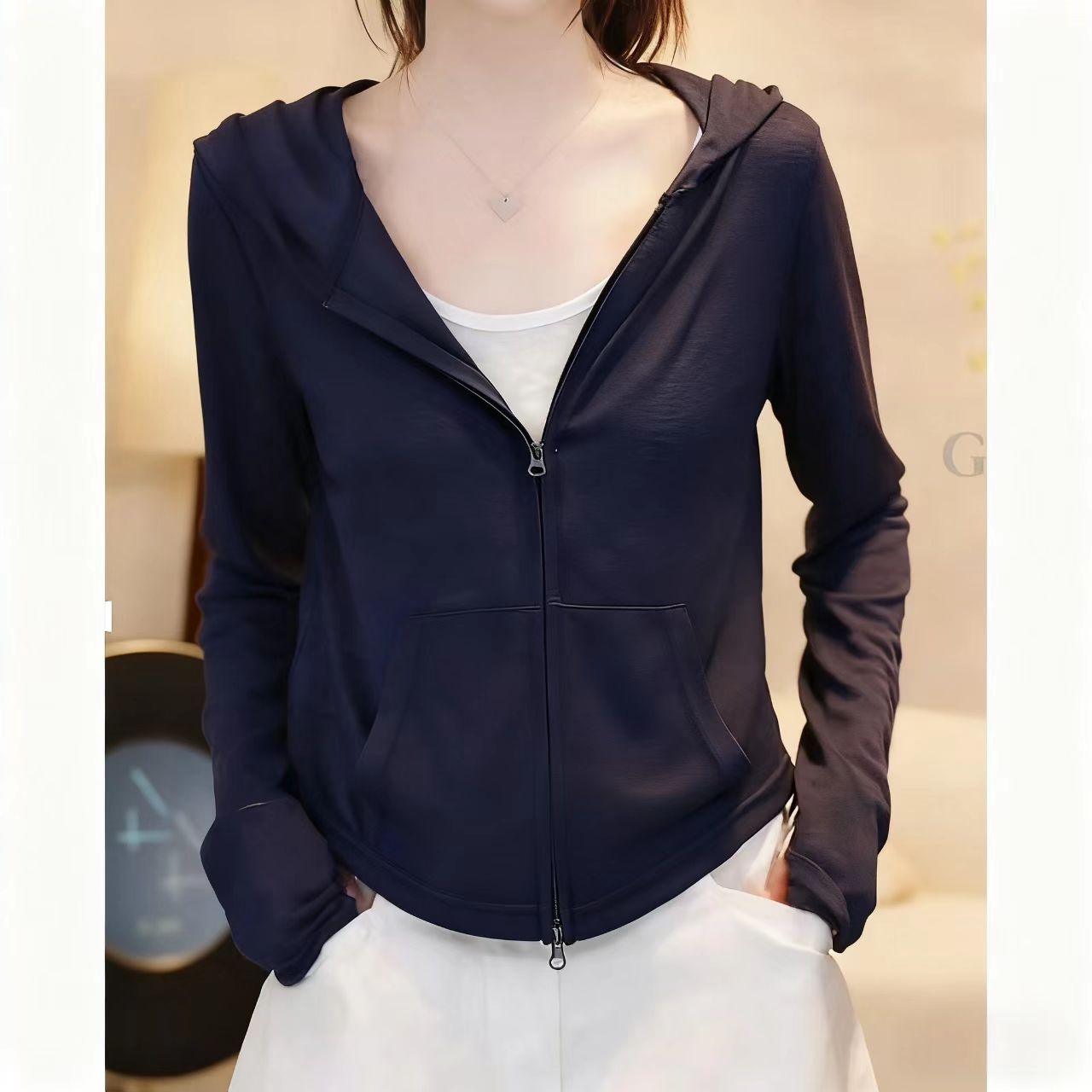 纯色拉链连帽设计感开衫外套女