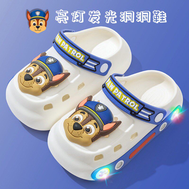 汪汪队发光儿童拖鞋宝宝洞洞鞋夏季男女童学步包头凉拖婴幼儿凉鞋