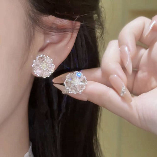 s925银针耳饰透明锆石花朵耳钉
