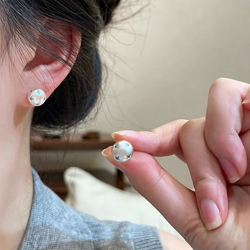 轻奢高级感银色半圆蓝钻星星耳钉