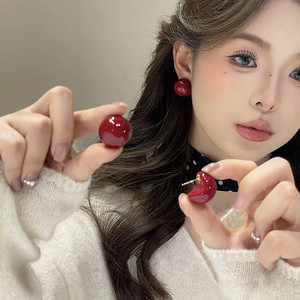 s925银针红色珍珠耳钉女