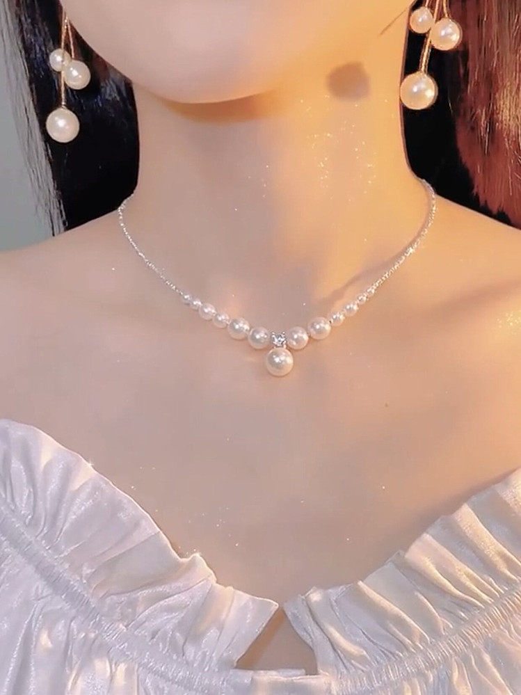 2023年夏季新款碎银子珍珠吊坠项链女轻奢高级感锁骨链气质颈链潮