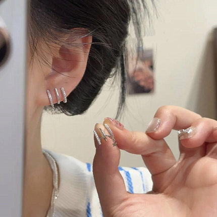 s925银针耳饰锆石珠珠三爪星星耳钉女小众设计感气质时尚百搭耳环