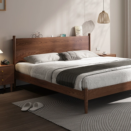 Nordic All -Solid Деревянная кровать орехового цвета цветовая двуспальная кровать для белого воска дерева 1,8 метра 1,5 современная минималистская главная спальня Прямая задняя кровать 1.35