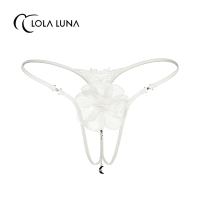 艺术内衣白色浪漫花朵亲密礼物