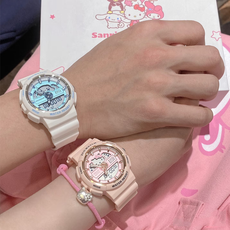 三丽鸥联名HelloKitty情侣手表