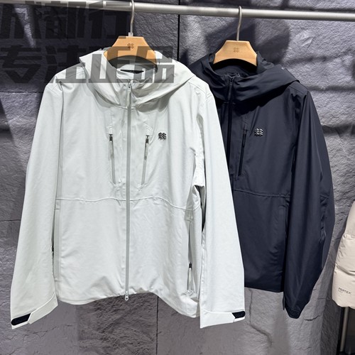可隆KOLON SPORT男款2L透湿防水防风耐磨冲锋衣LHJK6MNT01