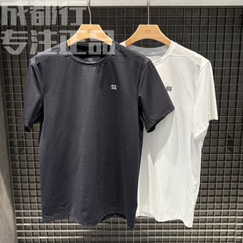 可隆KOLON SPORT男款接触凉感UPF40+圆领短袖T恤LHRT6MN111