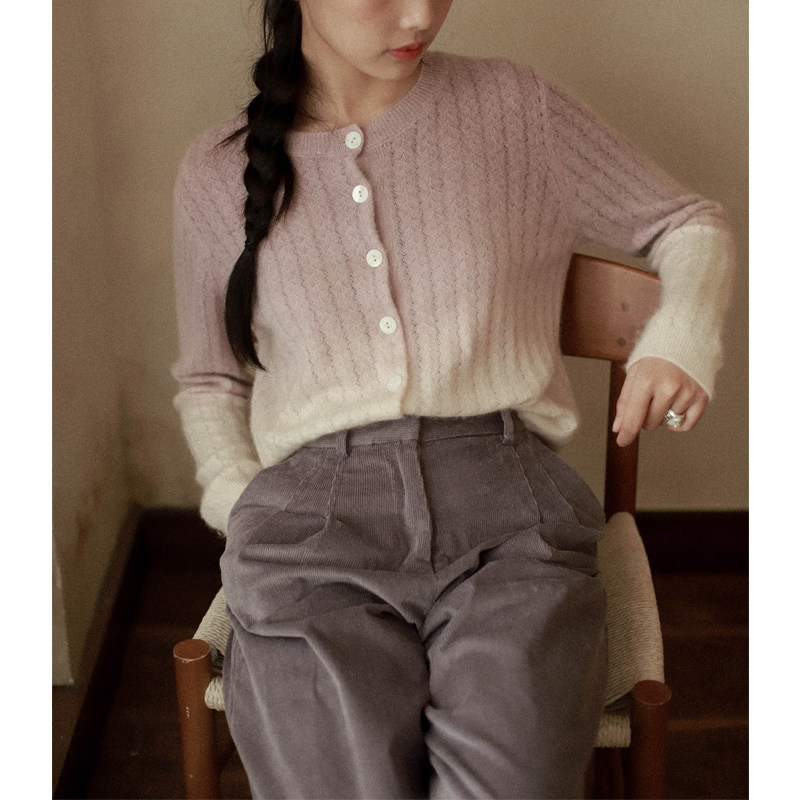 bela秋冬新品浪漫紫灯芯绒毛衣