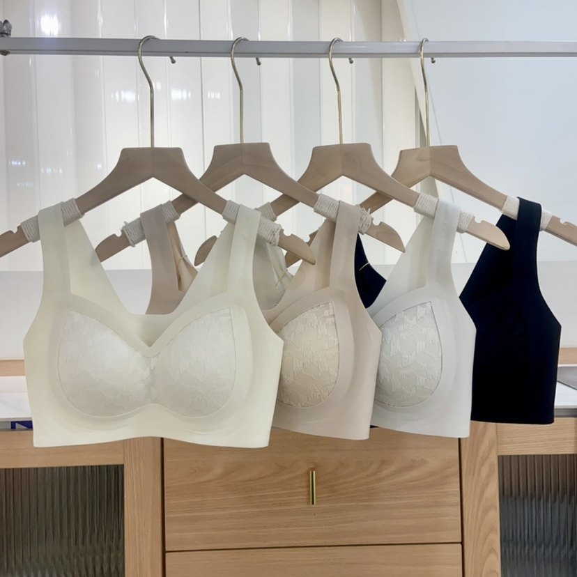 古妃新款无痕内衣女薄款小胸聚拢无钢圈收副乳防下垂背心文式胸罩