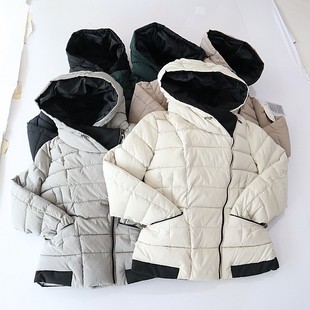 百搭短款 冬季 拼接时尚 棉服外套连帽斜拉链修身 厚棉衣X11 女长袖