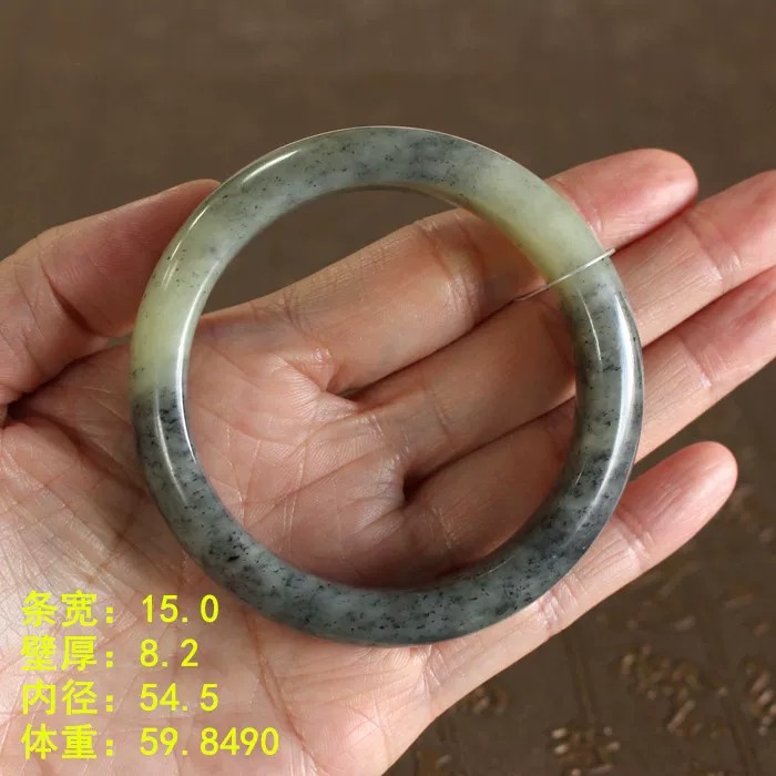 54.5墨玉籽料手镯无原皮