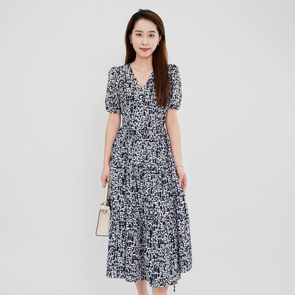歌蒂诗夏季专柜新款时尚印花气质V领收腰显瘦连衣裙7F25L3815