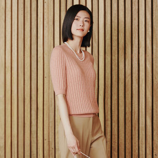 专柜新款 女 简约大气时尚 针织衫 8E32Z1522 减龄短袖 歌蒂诗春季