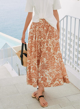 歌蒂诗夏季专柜新款时尚印花气质大摆中长款半身裙 8F22Q3127