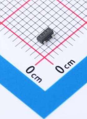 MAX810T 监控和复位芯片 MAX810T SOT-23