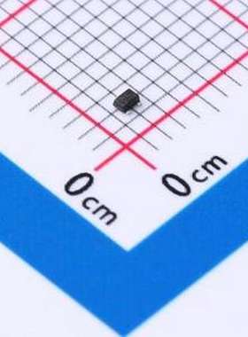 2SCR522MT2L 三极管(BJT) NPN 电流:200mA 耐压:20V VMT-3