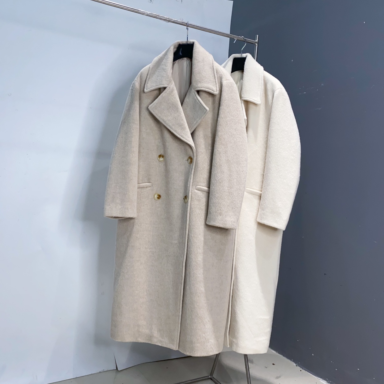 2025秋新西装领双排扣80羊毛20阿尔巴卡中长款苏力大衣女RL长113