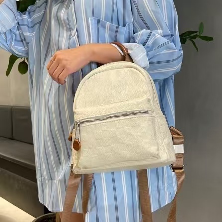 双肩背包女真皮软皮新款时尚旅行包品牌小背包高级质感XY9826